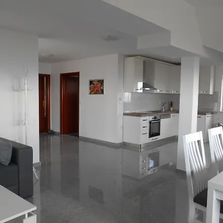 Apartments Diana Šmrika Kültér fotó